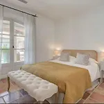 Luxury Mediterranean With Pool & Helipad Villa *